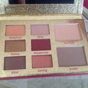 Mally Beauty Mallywood Eyeshadow Palette (shimmers - glimmers and mattes) gift